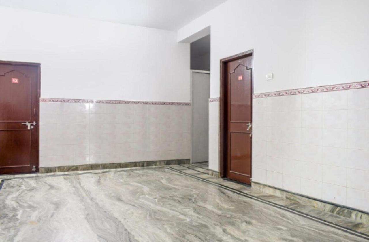 Hotel Goroomgo Elite Near Shri Shiridi Sai Mandir - Prime Location With Spacious - Best In 3*