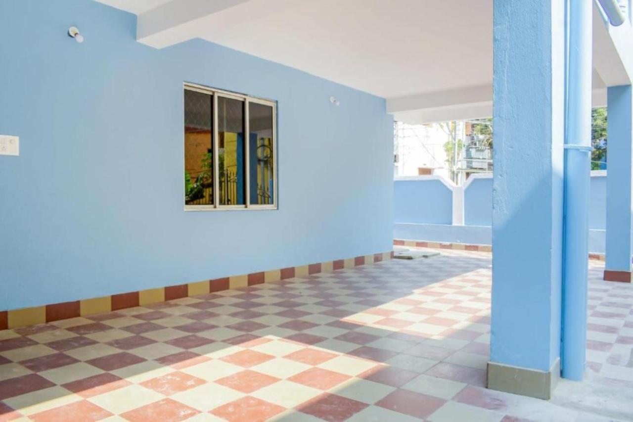 Goroomgo Elite Near Shri Shiridi Sai Mandir - Prime Location With Spacious - Best In Bhubaneswar