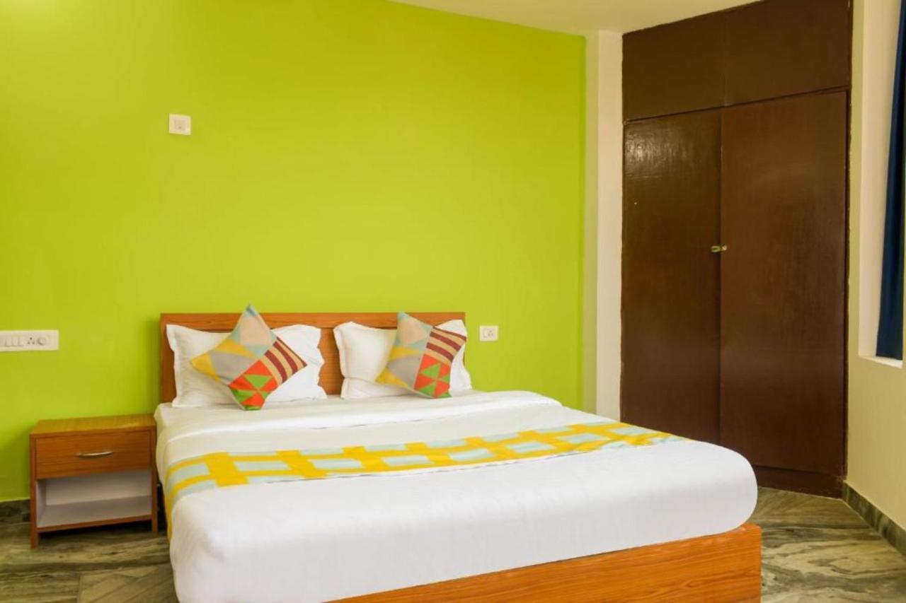 Goroomgo Elite Near Shri Shiridi Sai Mandir - Prime Location With Spacious - Best In Bhubaneswar