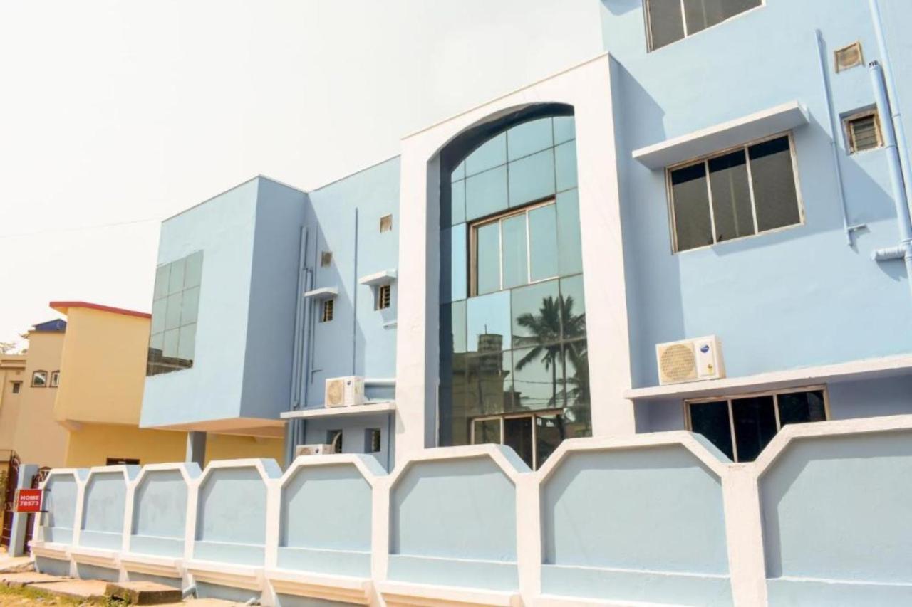 Goroomgo Elite Near Shri Shiridi Sai Mandir - Prime Location With Spacious - Best In 3*
